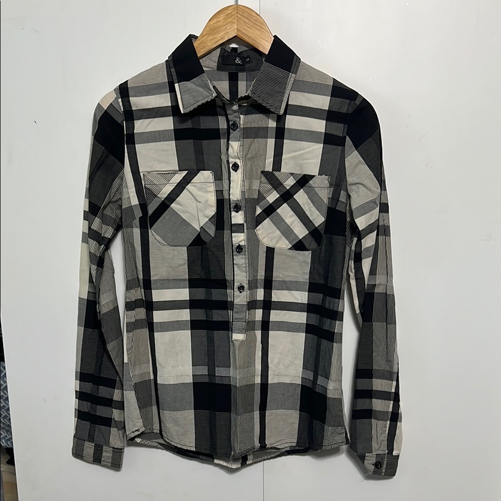 & Ampersand Ave Plaid 3/4 Button Up Shirt